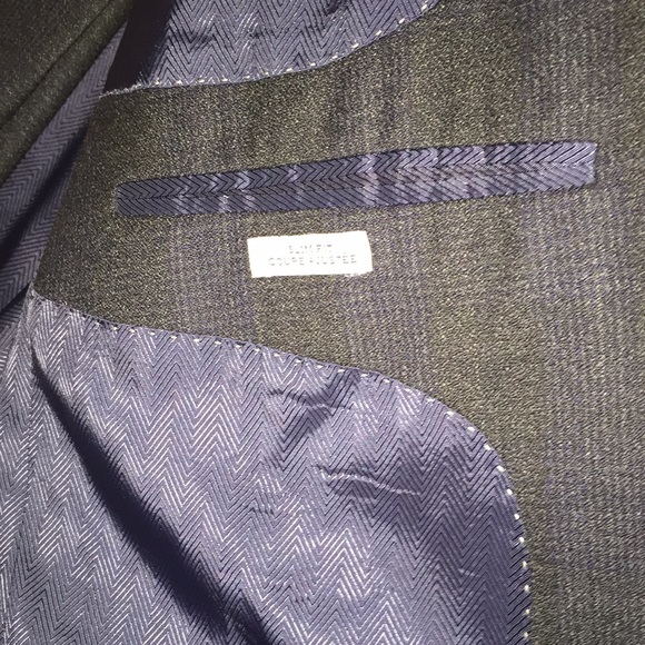 Joseph Abboud 100% wool slim fit suit - Picture 3 of 7